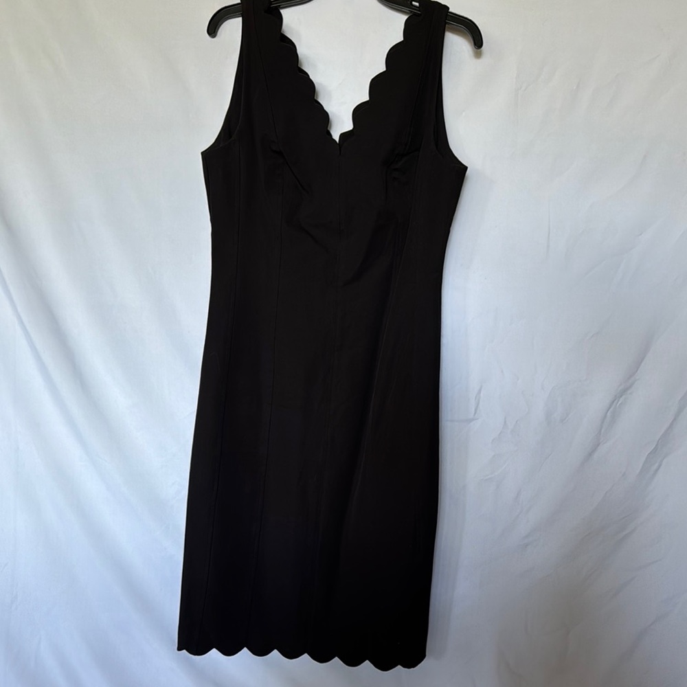 Banana Republic Black Sheath Scallop Trim V-Neck MIDI Dress